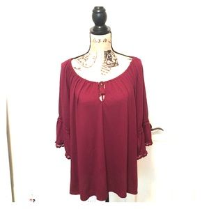 Bell sleeve old navy top⭐️